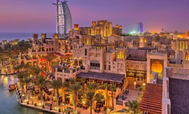 Floral Wonders & Cultural Delights Tour
